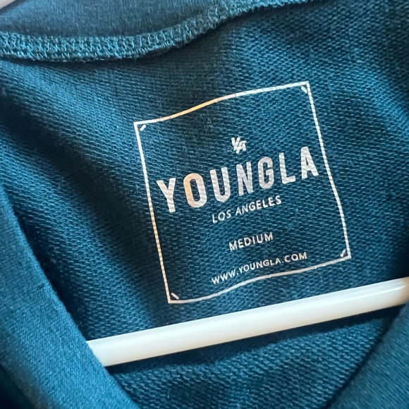 Young LA shirt. Blue. Round neck. Short sleeves. Men’s medium. - Picture 4 of 4